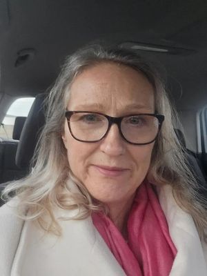 Samantha, 56