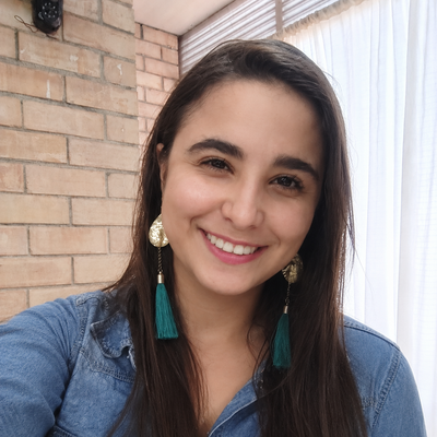 Natalia, 28