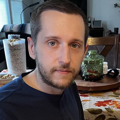 Kyle, 29