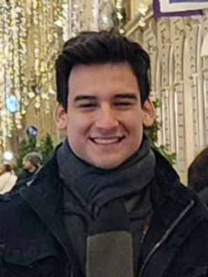 Andres, 27