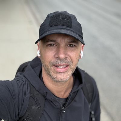 Ben, 51