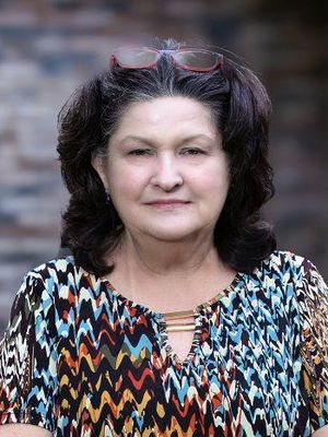 Brenda, 74