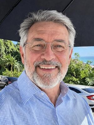 Hudson, 62