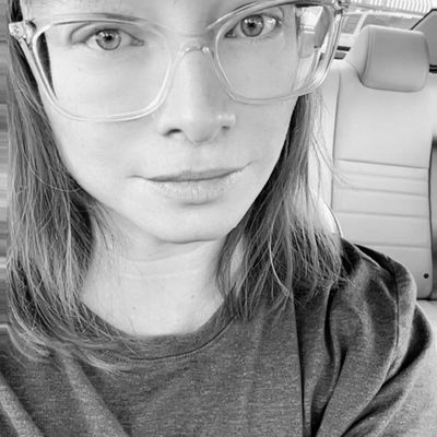 Sarah, 41