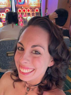 Victoria, 32