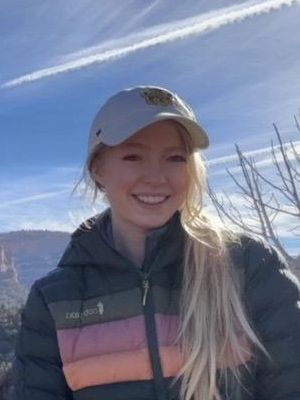 Alexis, 23