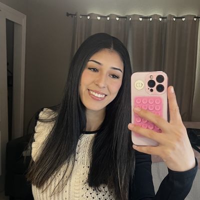 Michelle, 22