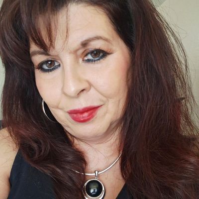 Leonna, 56