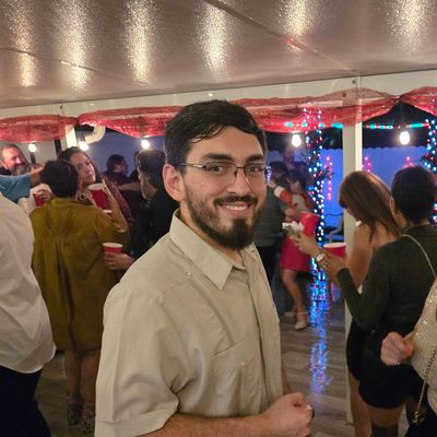 Chris, 29