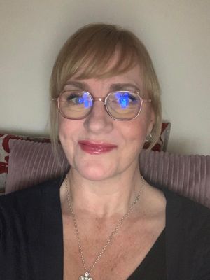 Alana, 50