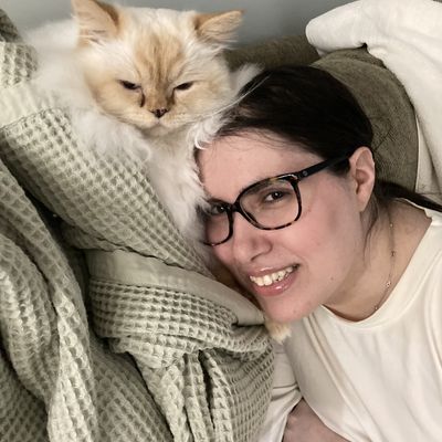 Leah, 37