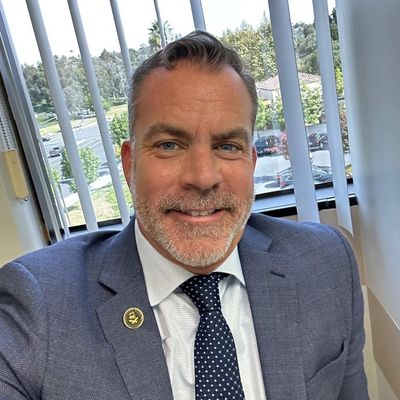 Levi, 56