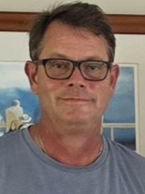 Kris, 48