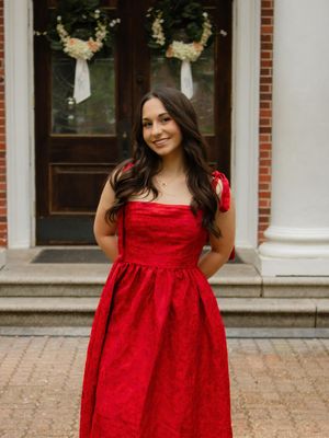 Macie, 22