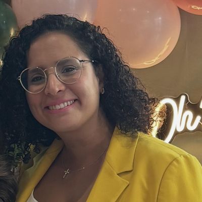 Marianne, 32