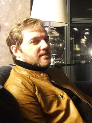 Luis, 41