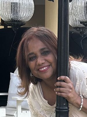 Julia, 58
