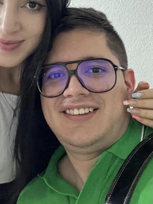 Daniel, 32