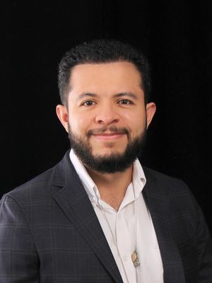 David, 34