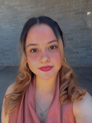 Manellie, 23