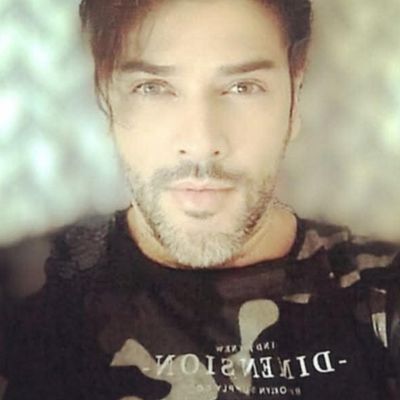 Sergio, 52
