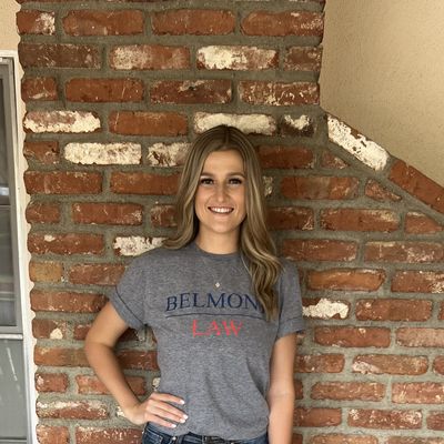 Maggie, 26