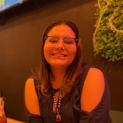Angie, 24