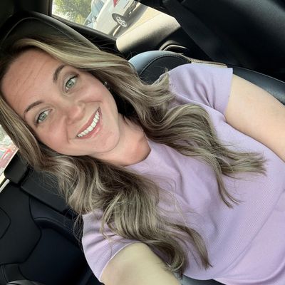 Samantha, 33
