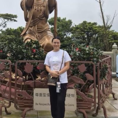 Lyn, 35