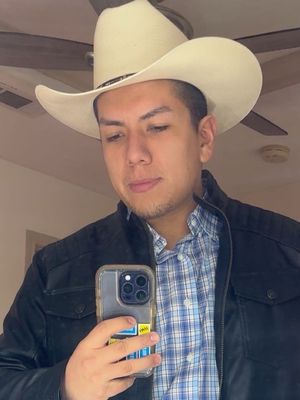 Chris, 21
