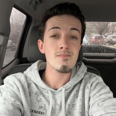 Joey, 25
