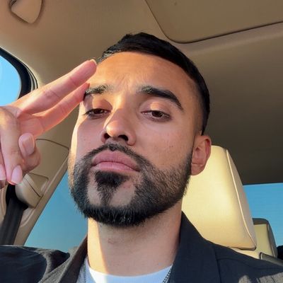 Jaysun, 32