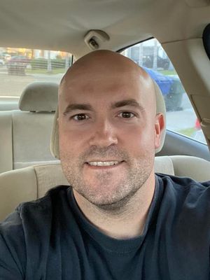 Dustin, 38