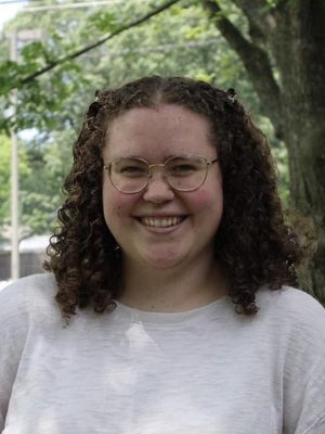 Philomena, 27