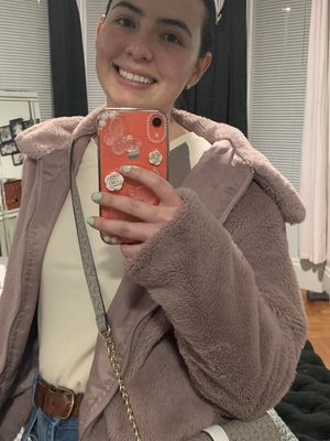 Elizabeth, 29