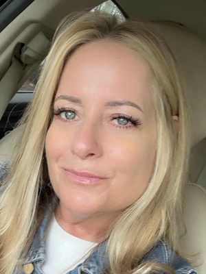 Karyn, 59