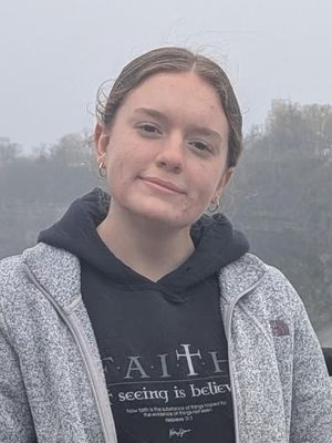 Maeve, 20