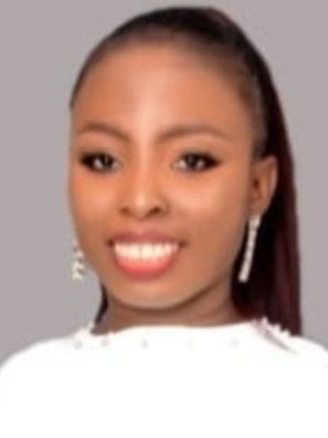 Winnie, 36