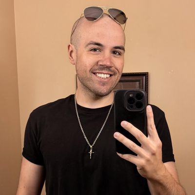 Scotty, 25