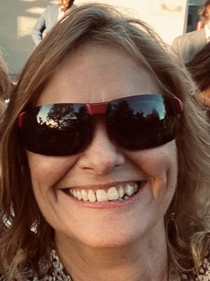 Gina, 58