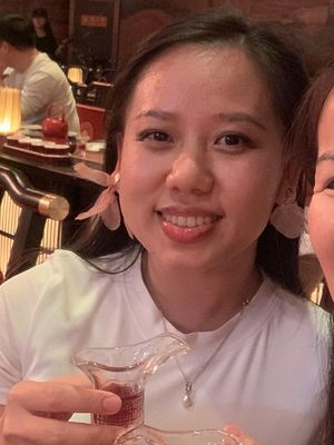 Huong, 37