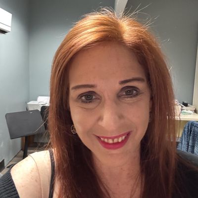 Marcia, 52