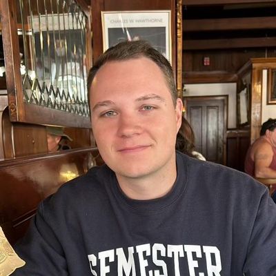 Alex, 26