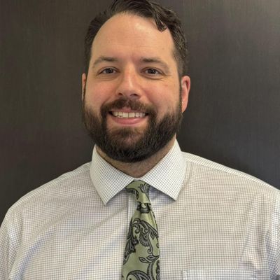 Jonathan, 40