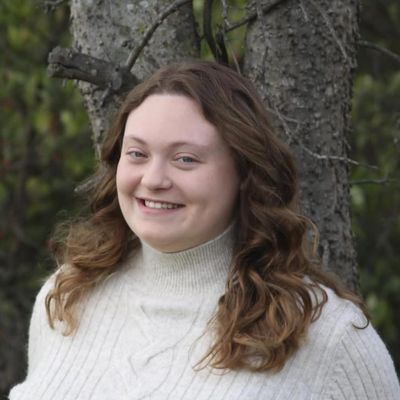 Megan, 22