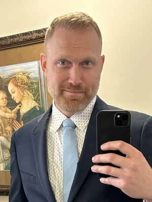 Ben, 43