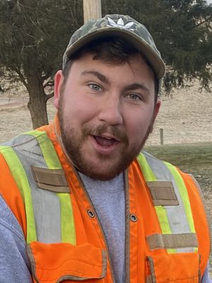 Benjamin, 25