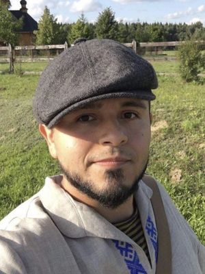 Christian, 33
