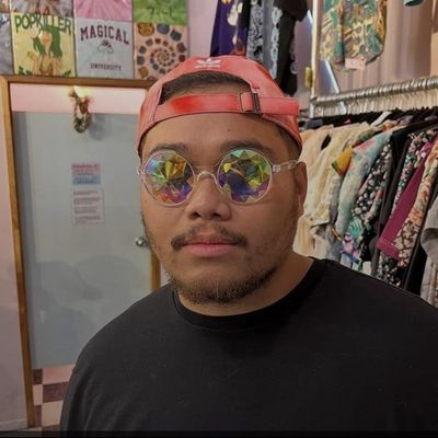 Jon, 30