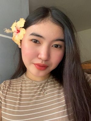 Dalya, 23